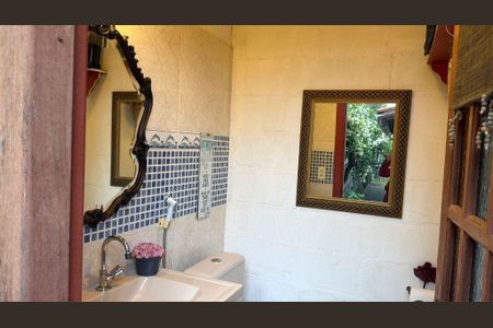 Casa à venda com 130m², 2 quartos e 5 vagas