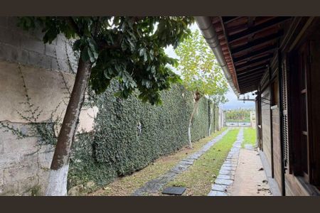 Casa à venda com 130m², 2 quartos e 5 vagas