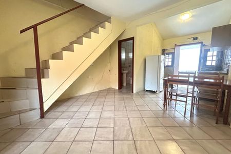 Casa de condomínio para alugar com 75m², 1 quarto e 1 vaga Casa de condomínio para alugar com 75m², 1 quarto e 1 vagaSala