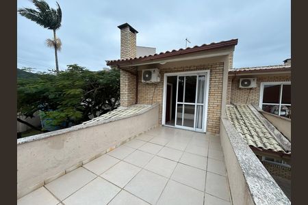 Casa de condomínio para alugar com 75m², 1 quarto e 1 vaga Casa de condomínio para alugar com 75m², 1 quarto e 1 vagaQuarto Varanda