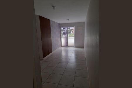 Apartamento à venda com 72m², 3 quartos e 1 vagaSala