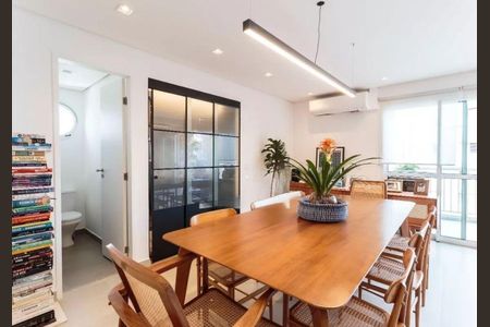 Apartamento para alugar com 2 quartos, 104m² em Moema, São Paulo