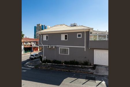 Casa à venda com 200m², 2 quartos e 1 vaga