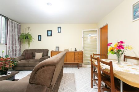 Sala  de apartamento à venda com 3 quartos, 72m² em Cidade Antônio Estêvão de Carvalho, São Paulo