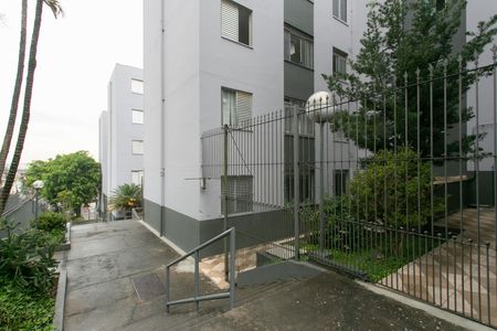 Apartamento à venda com 72m², 3 quartos e sem vagaÁrea comum 