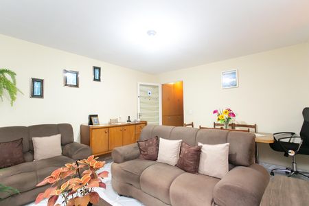 Apartamento à venda com 72m², 3 quartos e sem vagaSala 