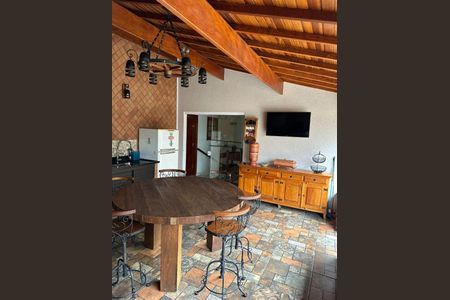 Casa à venda com 3 quartos, 300m² em Jardim Portugal, São Bernardo do Campo
