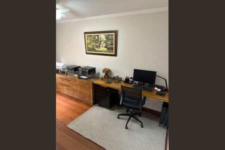 Casa à venda com 300m², 3 quartos e sem vaga