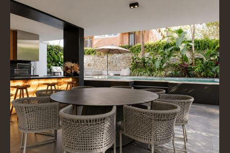 Casa à venda com 5 quartos, 500m² em Vila Alexandria, São Paulo