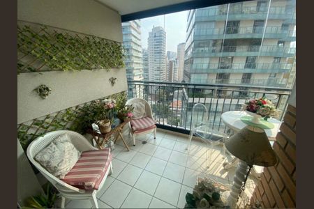 Apartamento à venda com 1 quarto, 48m² em Moema, São Paulo