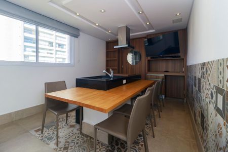 Apartamento à venda com 350m², 4 quartos e 5 vagas Apartamento à venda com 350m², 4 quartos e 5 vagasSala Gourmet