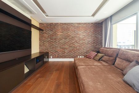 Apartamento à venda com 350m², 4 quartos e 5 vagas Apartamento à venda com 350m², 4 quartos e 5 vagasSala de TV