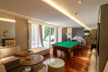 Apartamento à venda com 350m², 4 quartos e 5 vagas Apartamento à venda com 350m², 4 quartos e 5 vagasEspaço de Jogos