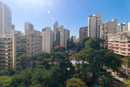 Apartamento à venda com 350m², 4 quartos e 5 vagas Apartamento à venda com 350m², 4 quartos e 5 vagasVista