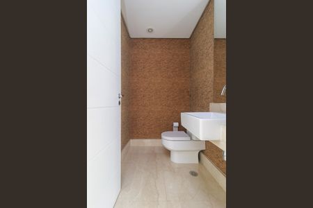 Apartamento à venda com 350m², 4 quartos e 5 vagas Apartamento à venda com 350m², 4 quartos e 5 vagasLavabo