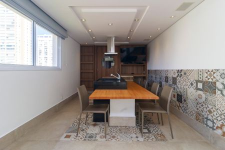 Apartamento à venda com 350m², 4 quartos e 5 vagas Apartamento à venda com 350m², 4 quartos e 5 vagasSala Gourmet