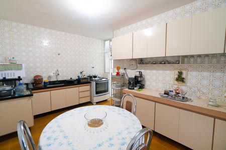 Apartamento à venda com 127m², 3 quartos e 1 vagaCozinha