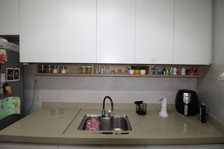 Casa à venda com 95m², 3 quartos e 2 vagasCozinha