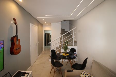 Sala de casa à venda com 3 quartos, 95m² em Jardim Nossa Senhora do Carmo, São Paulo