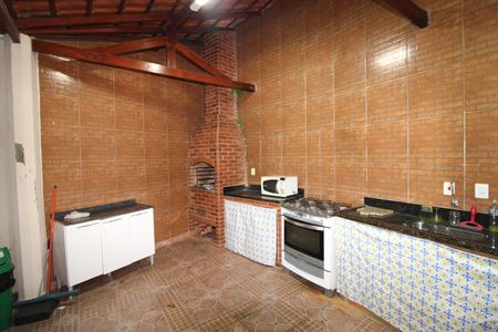 Casa à venda com 95m², 3 quartos e 2 vagasÁrea Comum