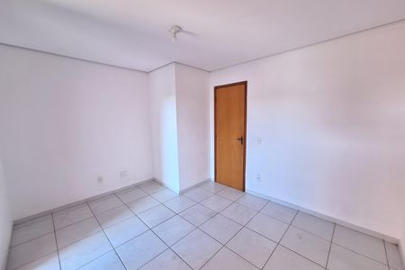 Sala de casa para alugar com 2 quartos, 90m² em Jardim Primavera, Duque de Caxias