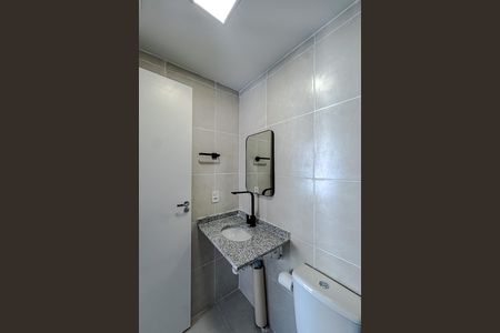 Apartamento à venda com 40m², 2 quartos e sem vaga Apartamento à venda com 40m², 2 quartos e sem vagaBanheiro