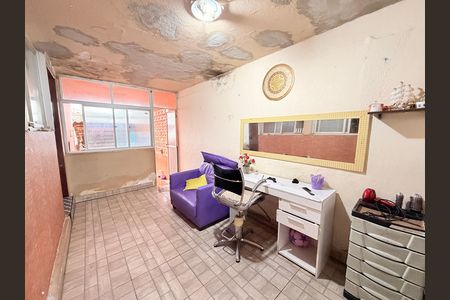 Casa à venda com 146m², 4 quartos e sem vagaAntesala