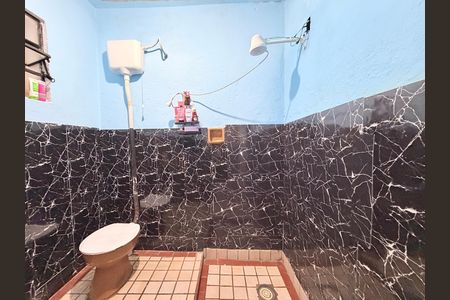 Casa à venda com 146m², 4 quartos e sem vagaBanheiro da Suíte
