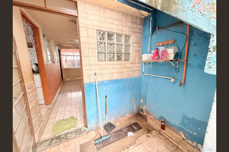 Casa à venda com 146m², 4 quartos e sem vagaÁrea de Serviço
