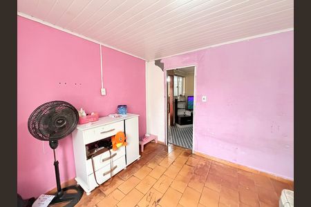 Casa à venda com 146m², 4 quartos e sem vagaQuarto