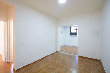 Sala de apartamento para alugar com 3 quartos, 70m² em Vila Lage, São Gonçalo