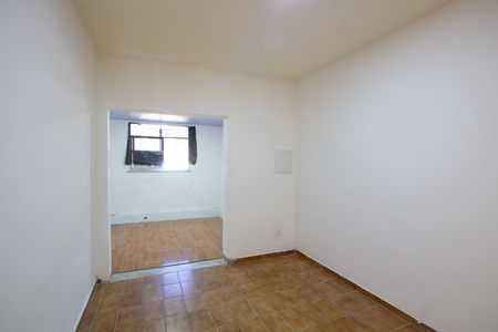 Sala de apartamento para alugar com 3 quartos, 70m² em Vila Lage, São Gonçalo