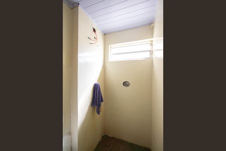 Banheiro de apartamento para alugar com 3 quartos, 70m² em Vila Lage, São Gonçalo
