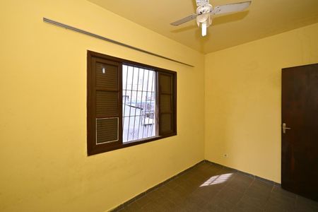 Casa para alugar com 150m², 3 quartos e 2 vagasQuarto
