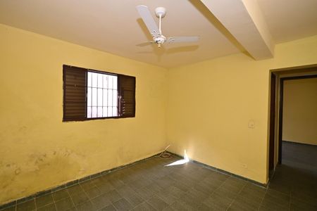 Casa para alugar com 150m², 3 quartos e 2 vagasSuíte 1