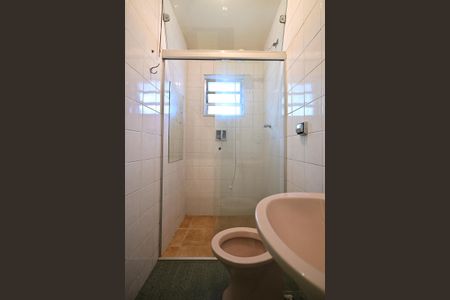 Casa para alugar com 150m², 3 quartos e 2 vagasBanheiro Suíte 1