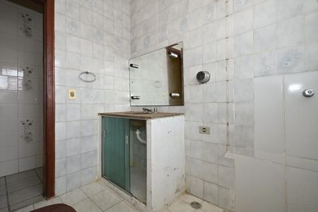 Casa para alugar com 150m², 3 quartos e 2 vagasBanheiro
