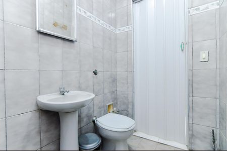 Banheiro de casa para alugar com 1 quarto, 50m² em Vila Carmela I, Guarulhos