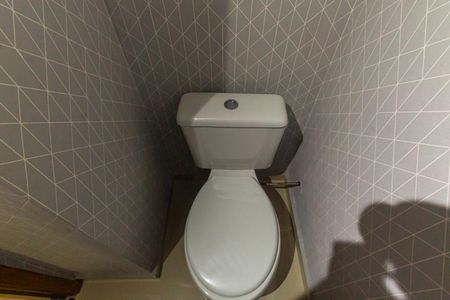 Casa de condomínio para alugar com 90m², 2 quartos e 2 vagas Casa de condomínio para alugar com 90m², 2 quartos e 2 vagasLavabo