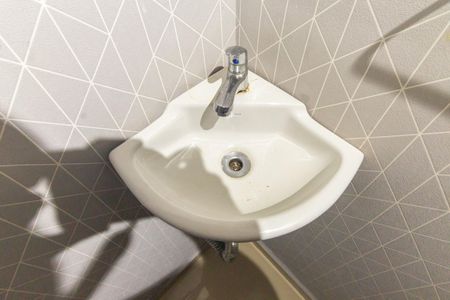 Casa de condomínio para alugar com 90m², 2 quartos e 2 vagas Casa de condomínio para alugar com 90m², 2 quartos e 2 vagasLavabo