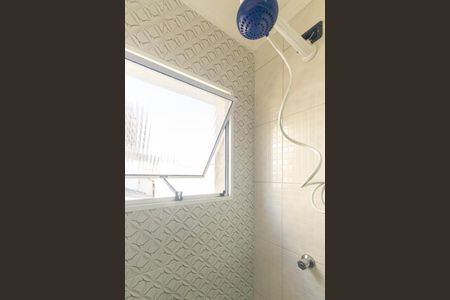 Casa de condomínio para alugar com 90m², 2 quartos e 2 vagas Casa de condomínio para alugar com 90m², 2 quartos e 2 vagasBanheiro da Suíte 1