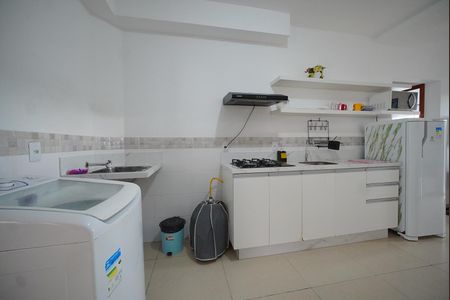 Cozinha/Área de Serviço de apartamento para alugar com 2 quartos, 65m² em Ingleses do Rio Vermelho, Florianópolis