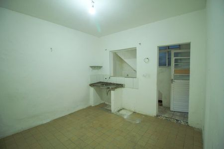 Casa para alugar com 1 quarto, 40m² em Água Rasa, São Paulo