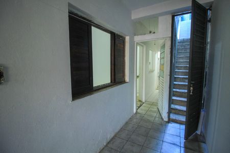 Casa para alugar com 40m², 1 quarto e sem vaga Casa para alugar com 40m², 1 quarto e sem vagaCorredor