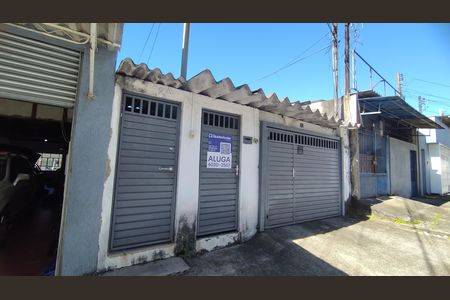 Casa para alugar com 40m², 1 quarto e sem vaga Casa para alugar com 40m², 1 quarto e sem vagaFachada