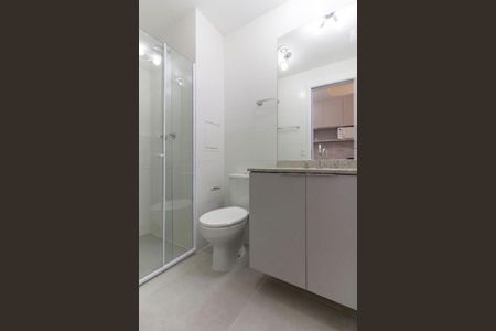 Banheiro de apartamento para alugar com 1 quarto, 30m² em Perdizes, São Paulo