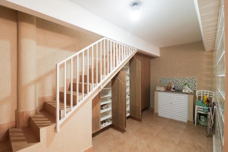 Casa para alugar com 180m², 3 quartos e 5 vagas Casa para alugar com 180m², 3 quartos e 5 vagasCozinha e Área de Serviço