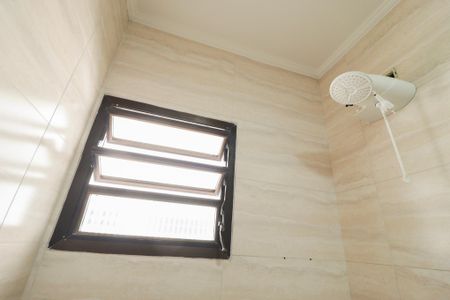 Casa para alugar com 180m², 3 quartos e 5 vagas Casa para alugar com 180m², 3 quartos e 5 vagasBanheiro
