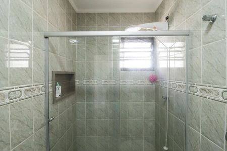 Casa para alugar com 180m², 3 quartos e 5 vagas Casa para alugar com 180m², 3 quartos e 5 vagasBanheiro da Suíte