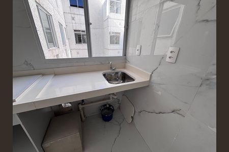 Apartamento à venda com 40m², 2 quartos e 1 vagaÁrea de Serviço